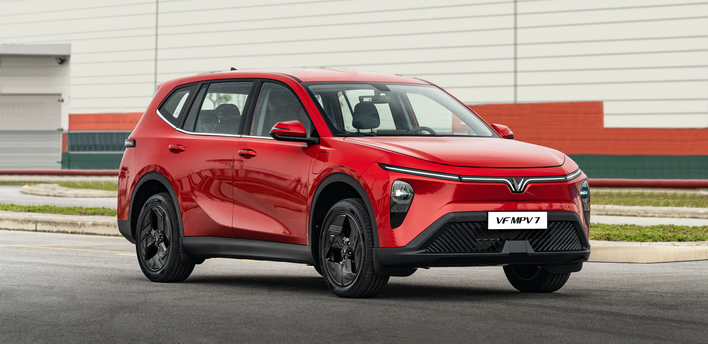 VF MPV 7 - Ảnh 6